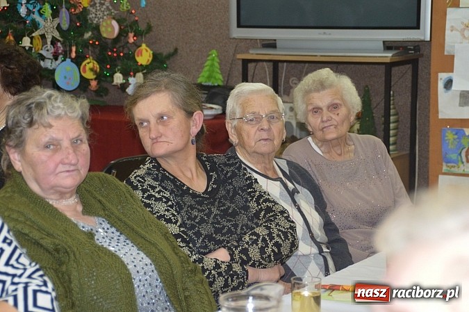 Zdjęcie w galerii na portalu naszraciborz.pl: Wieczór wigilijny w Bieńkowicach wiadomości z regionu