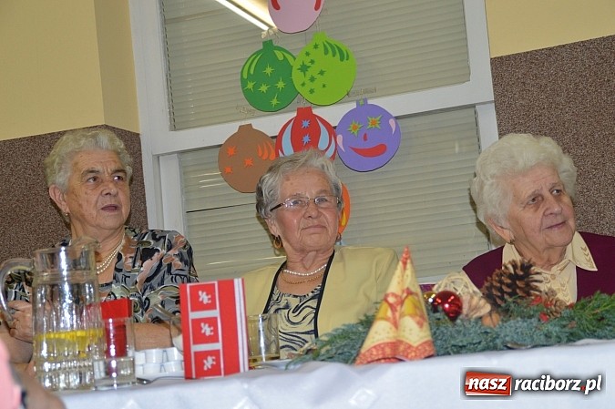 Zdjęcie w galerii na portalu naszraciborz.pl: Wieczór wigilijny w Bieńkowicach wiadomości z regionu
