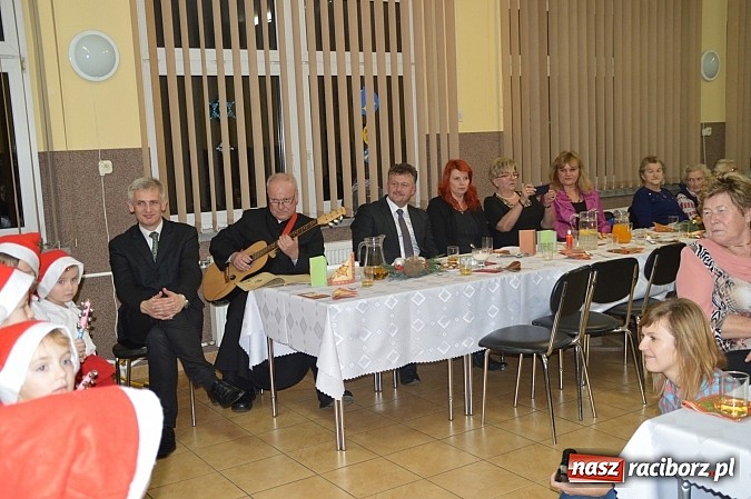 Zdjęcie w galerii na portalu naszraciborz.pl: Wieczór wigilijny w Bieńkowicach wiadomości z regionu