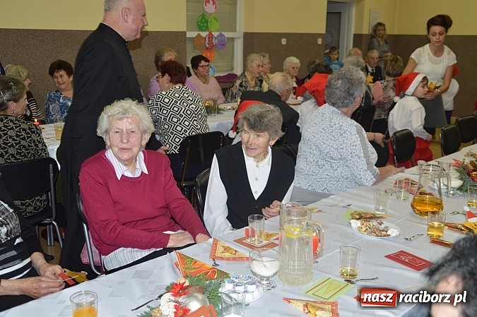 Zdjęcie w galerii na portalu naszraciborz.pl: Wieczór wigilijny w Bieńkowicach wiadomości z regionu