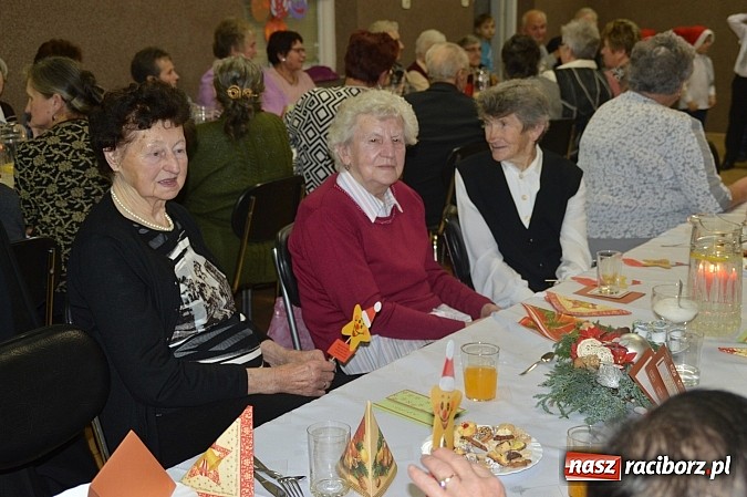 Zdjęcie w galerii na portalu naszraciborz.pl: Wieczór wigilijny w Bieńkowicach wiadomości z regionu