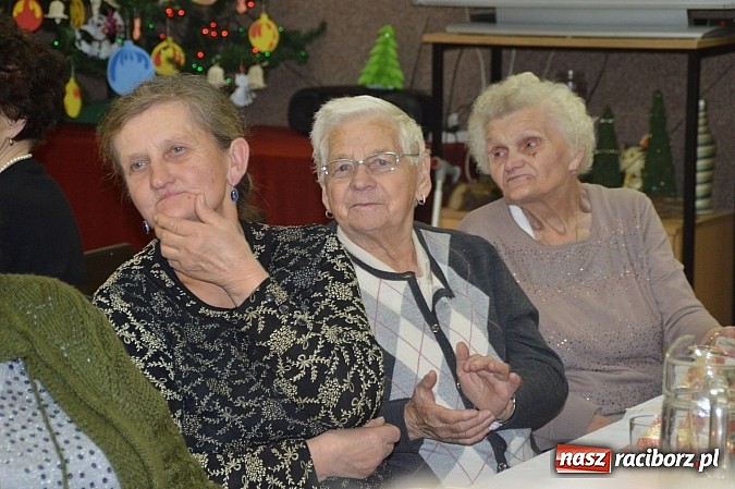 Zdjęcie w galerii na portalu naszraciborz.pl: Wieczór wigilijny w Bieńkowicach wiadomości z regionu