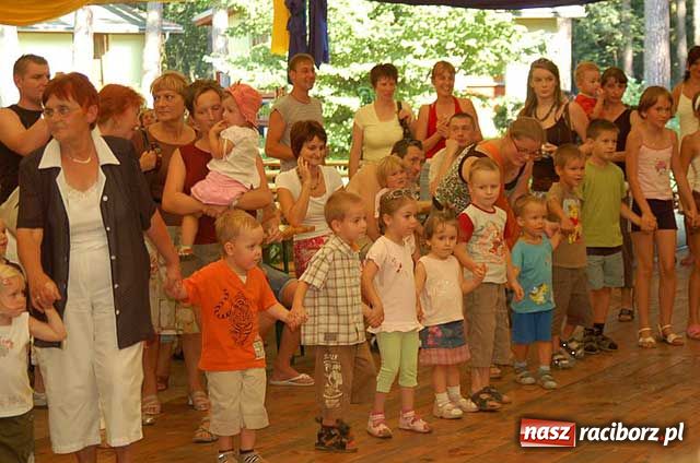 Zdjęcie w galerii na portalu naszraciborz.pl: Rodzinny piknik pracowników Rafako wiadomości z regionu