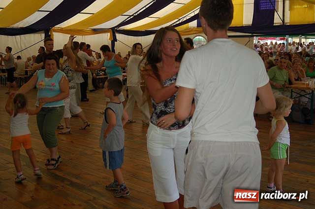 Zdjęcie w galerii na portalu naszraciborz.pl: Rodzinny piknik pracowników Rafako wiadomości z regionu