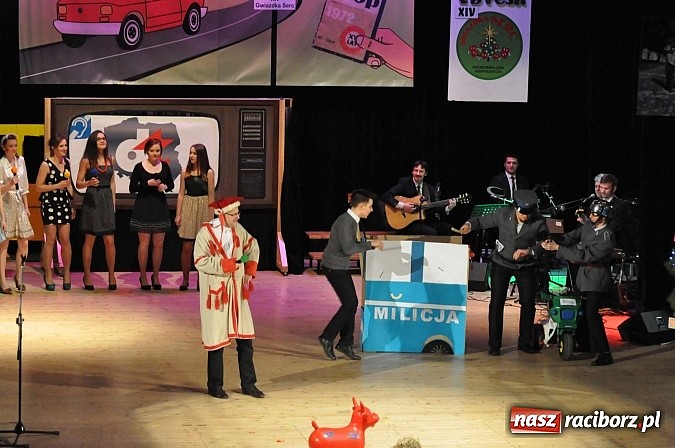 Zdjęcie w galerii na portalu naszraciborz.pl: PIT, CIT, VAT i korekta, czyli panie z urzędu skarbowego jako ABBA. Gwiazdka Serc 2014 w obiektywie wiadomości z regionu