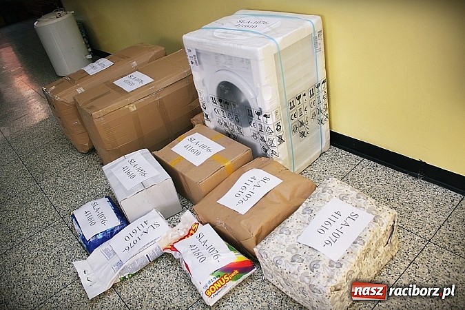 Zdjęcie w galerii na portalu naszraciborz.pl: Szlachetna Paczka 2014. Raciborska drużyna SuperW spisała się na medal! wiadomości z regionu