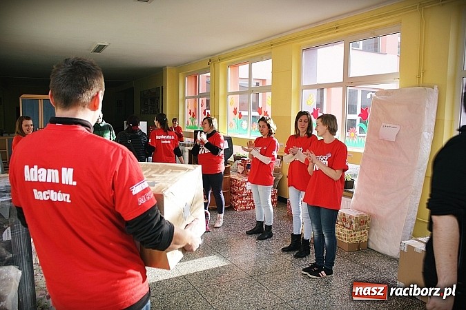 Zdjęcie w galerii na portalu naszraciborz.pl: Szlachetna Paczka 2014. Raciborska drużyna SuperW spisała się na medal! wiadomości z regionu