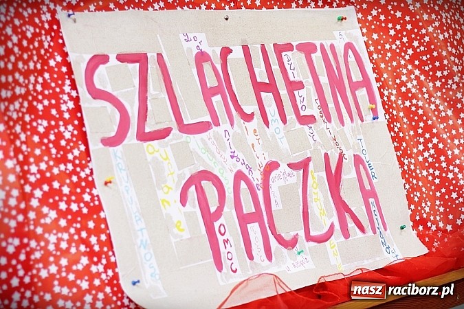 Zdjęcie w galerii na portalu naszraciborz.pl: Szlachetna Paczka 2014. Raciborska drużyna SuperW spisała się na medal! wiadomości z regionu