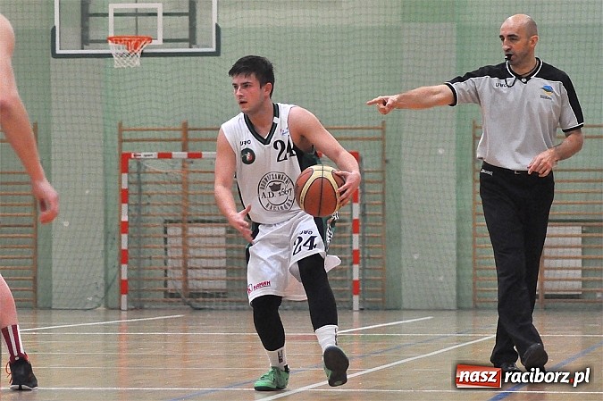 Zdjęcie w galerii na portalu naszraciborz.pl: Koszykówka: Miało być dobrze, ale wyszło... niedobrze wiadomości z regionu