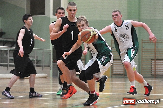 Zdjęcie w galerii na portalu naszraciborz.pl: Koszykówka: Miało być dobrze, ale wyszło... niedobrze wiadomości z regionu