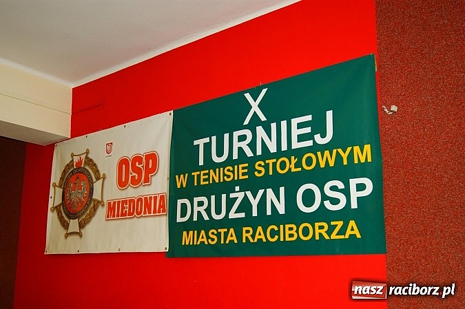 Zdjęcie w galerii na portalu naszraciborz.pl: Rudolf Jambor i Szymon Procek najlepsi w tenisie stołowym wiadomości z regionu