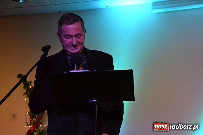 Zdjęcie w galerii na portalu naszraciborz.pl: Z wesołą nowiną - biesiada wigilijna na zamku wiadomości z regionu
