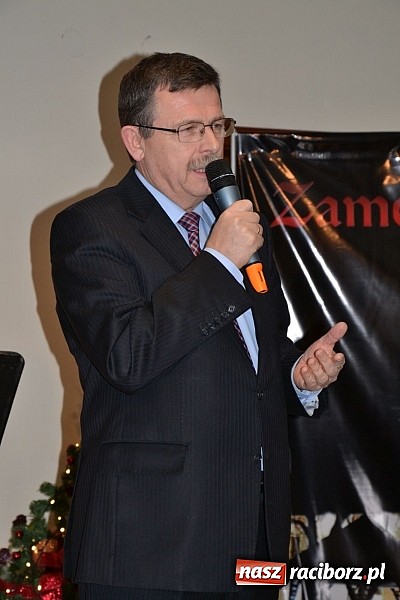 Zdjęcie w galerii na portalu naszraciborz.pl: Z wesołą nowiną - biesiada wigilijna na zamku wiadomości z regionu