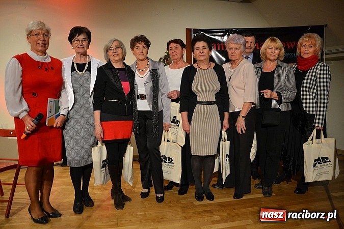 Zdjęcie w galerii na portalu naszraciborz.pl: Z wesołą nowiną - biesiada wigilijna na zamku wiadomości z regionu