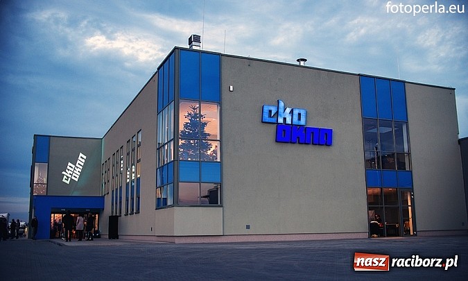 Zdjęcie w galerii na portalu naszraciborz.pl: Eko-Okna oddały nową halę produkcyjną w Kornicach. Pracę znajdzie tu 500 osób wiadomości z regionu