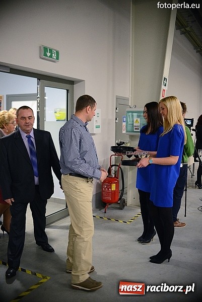 Zdjęcie w galerii na portalu naszraciborz.pl: Eko-Okna oddały nową halę produkcyjną w Kornicach. Pracę znajdzie tu 500 osób wiadomości z regionu