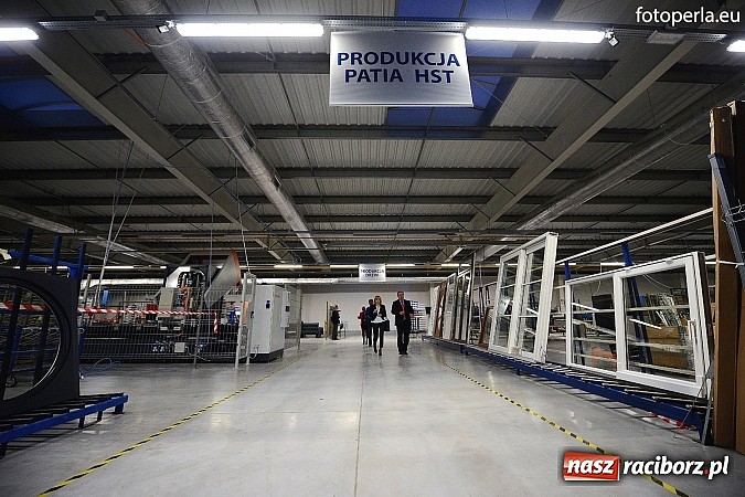 Zdjęcie w galerii na portalu naszraciborz.pl: Eko-Okna oddały nową halę produkcyjną w Kornicach. Pracę znajdzie tu 500 osób wiadomości z regionu
