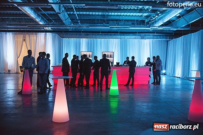 Zdjęcie w galerii na portalu naszraciborz.pl: Eko-Okna oddały nową halę produkcyjną w Kornicach. Pracę znajdzie tu 500 osób wiadomości z regionu