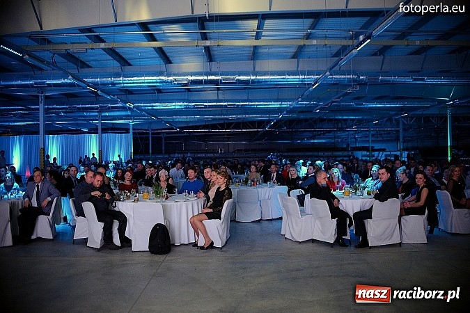 Zdjęcie w galerii na portalu naszraciborz.pl: Eko-Okna oddały nową halę produkcyjną w Kornicach. Pracę znajdzie tu 500 osób wiadomości z regionu