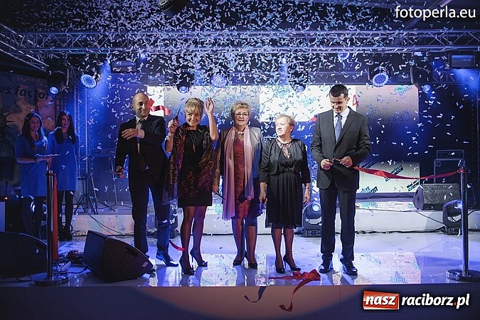 Zdjęcie w galerii na portalu naszraciborz.pl: Eko-Okna oddały nową halę produkcyjną w Kornicach. Pracę znajdzie tu 500 osób wiadomości z regionu