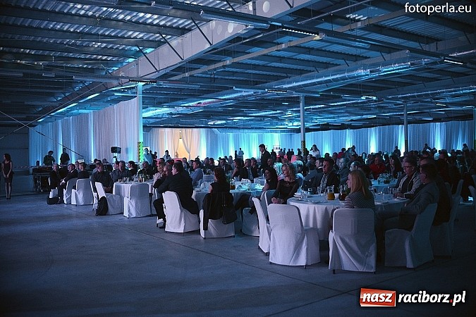 Zdjęcie w galerii na portalu naszraciborz.pl: Eko-Okna oddały nową halę produkcyjną w Kornicach. Pracę znajdzie tu 500 osób wiadomości z regionu