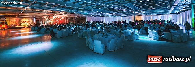 Zdjęcie w galerii na portalu naszraciborz.pl: Eko-Okna oddały nową halę produkcyjną w Kornicach. Pracę znajdzie tu 500 osób wiadomości z regionu