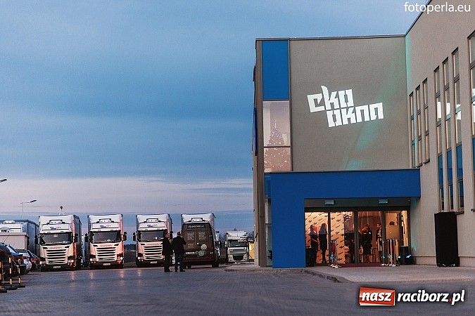 Zdjęcie w galerii na portalu naszraciborz.pl: Eko-Okna oddały nową halę produkcyjną w Kornicach. Pracę znajdzie tu 500 osób wiadomości z regionu