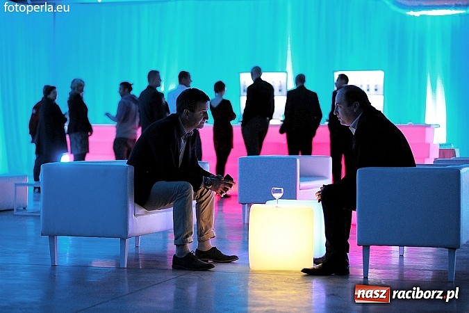 Zdjęcie w galerii na portalu naszraciborz.pl: Eko-Okna oddały nową halę produkcyjną w Kornicach. Pracę znajdzie tu 500 osób wiadomości z regionu