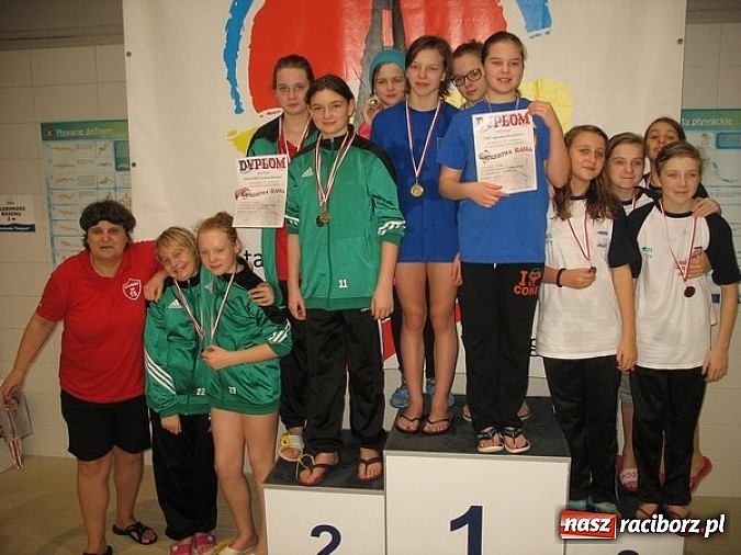 Zdjęcie w galerii na portalu naszraciborz.pl: Pływanie. Pierwsze śląskie medale wiadomości z regionu