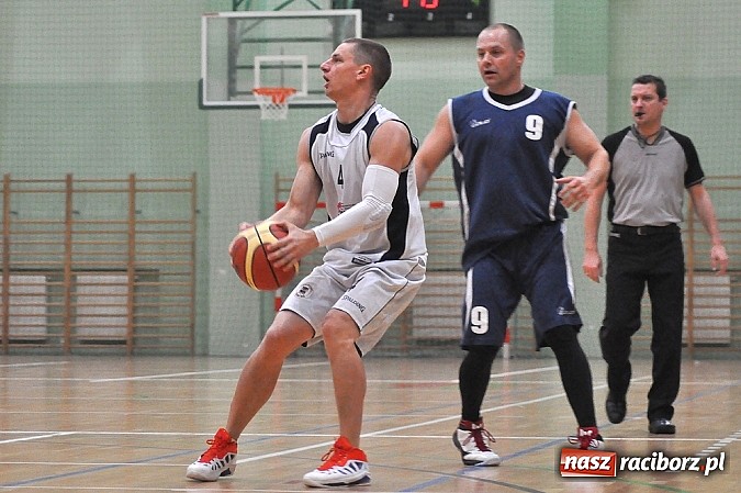 Zdjęcie w galerii na portalu naszraciborz.pl: Koszykówka: Smutna porażka Ofensywy wiadomości z regionu