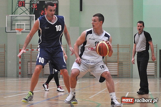 Zdjęcie w galerii na portalu naszraciborz.pl: Koszykówka: Smutna porażka Ofensywy wiadomości z regionu