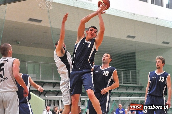 Zdjęcie w galerii na portalu naszraciborz.pl: Koszykówka: Smutna porażka Ofensywy wiadomości z regionu