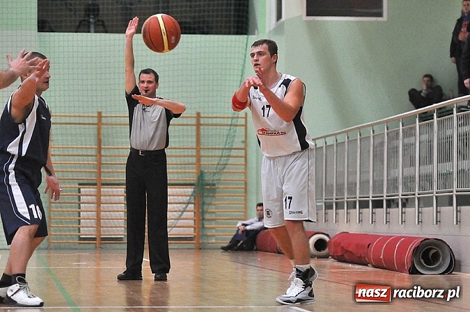 Zdjęcie w galerii na portalu naszraciborz.pl: Koszykówka: Smutna porażka Ofensywy wiadomości z regionu