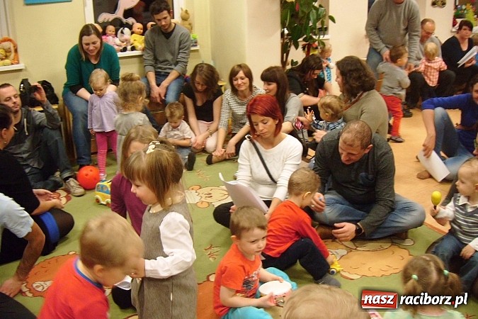 Zdjęcie w galerii na portalu naszraciborz.pl: Spotkanie wigilijne w żłobku na Słonecznej  wiadomości z regionu