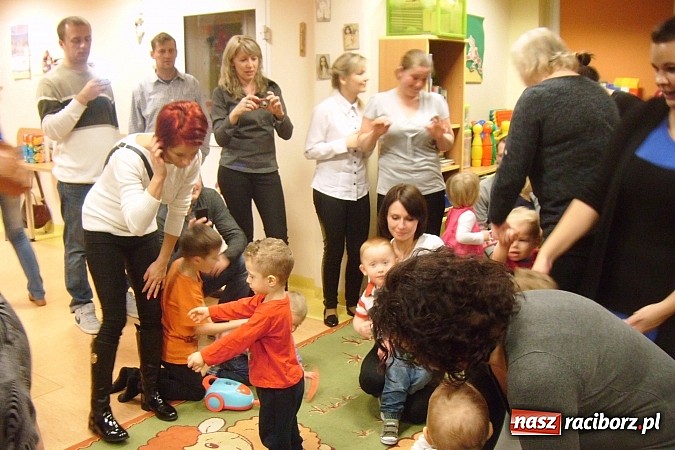 Zdjęcie w galerii na portalu naszraciborz.pl: Spotkanie wigilijne w żłobku na Słonecznej  wiadomości z regionu