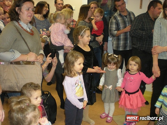 Zdjęcie w galerii na portalu naszraciborz.pl: Spotkanie wigilijne w żłobku na Słonecznej  wiadomości z regionu