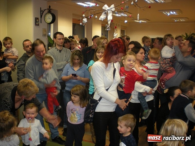 Zdjęcie w galerii na portalu naszraciborz.pl: Spotkanie wigilijne w żłobku na Słonecznej  wiadomości z regionu