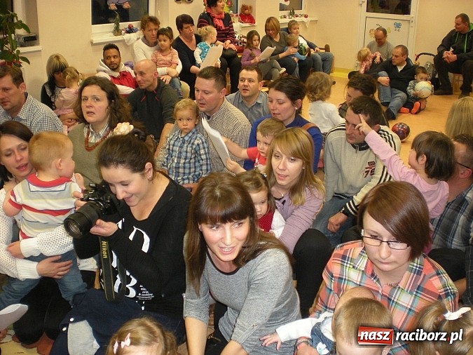 Zdjęcie w galerii na portalu naszraciborz.pl: Spotkanie wigilijne w żłobku na Słonecznej  wiadomości z regionu