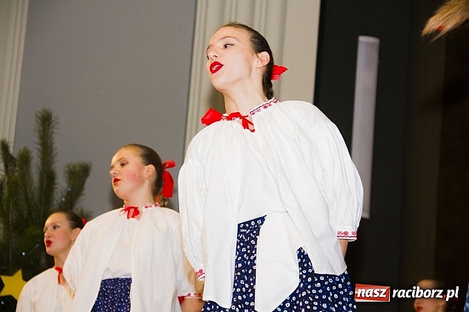 Zdjęcie w galerii na portalu naszraciborz.pl: Koncert charytatywny Źródła na rzecz Natalii Kwiatkowskiej wiadomości z regionu