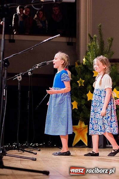 Zdjęcie w galerii na portalu naszraciborz.pl: Koncert charytatywny Źródła na rzecz Natalii Kwiatkowskiej wiadomości z regionu