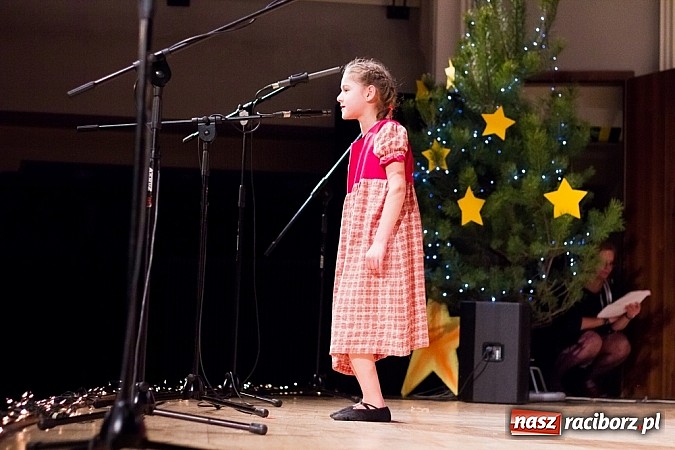 Zdjęcie w galerii na portalu naszraciborz.pl: Koncert charytatywny Źródła na rzecz Natalii Kwiatkowskiej wiadomości z regionu