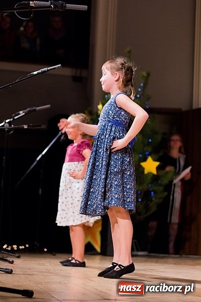 Zdjęcie w galerii na portalu naszraciborz.pl: Koncert charytatywny Źródła na rzecz Natalii Kwiatkowskiej wiadomości z regionu