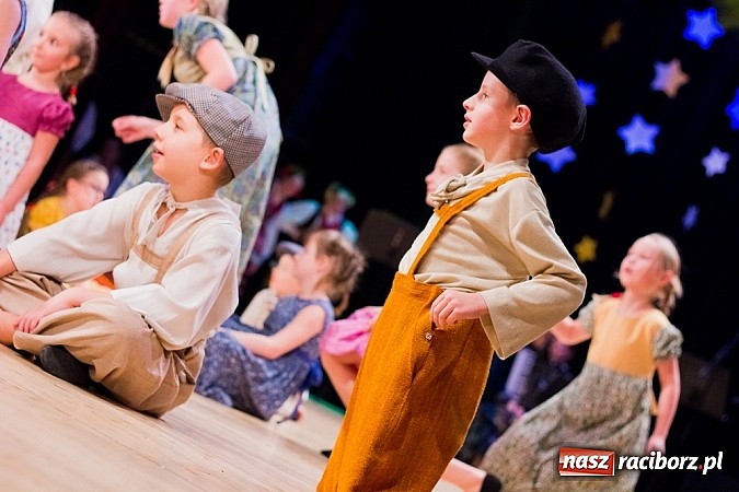 Zdjęcie w galerii na portalu naszraciborz.pl: Koncert charytatywny Źródła na rzecz Natalii Kwiatkowskiej wiadomości z regionu