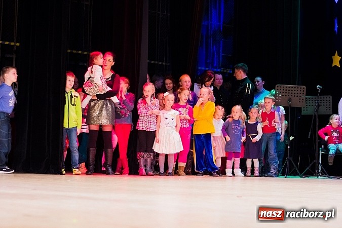 Zdjęcie w galerii na portalu naszraciborz.pl: Koncert charytatywny Źródła na rzecz Natalii Kwiatkowskiej wiadomości z regionu