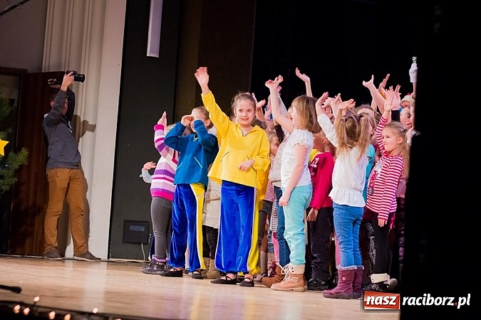 Zdjęcie w galerii na portalu naszraciborz.pl: Koncert charytatywny Źródła na rzecz Natalii Kwiatkowskiej wiadomości z regionu