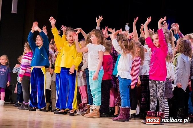 Zdjęcie w galerii na portalu naszraciborz.pl: Koncert charytatywny Źródła na rzecz Natalii Kwiatkowskiej wiadomości z regionu
