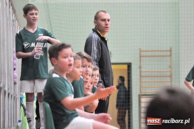 Zdjęcie w galerii na portalu naszraciborz.pl: Młodzi adepci futbolu walczyli o puchar starosty wiadomości z regionu