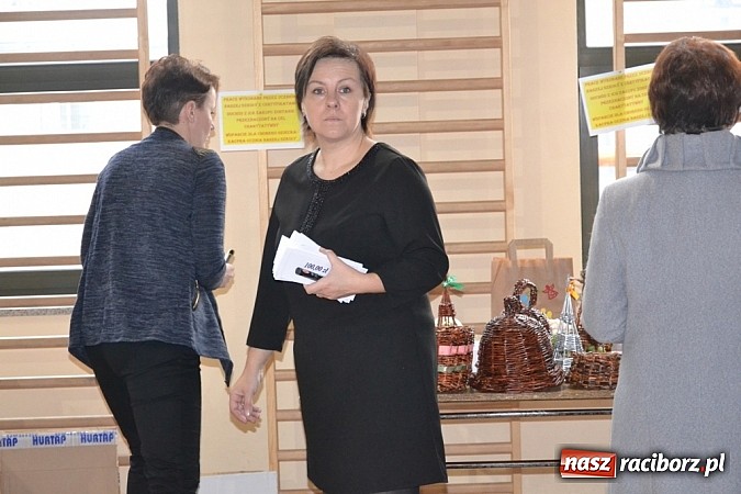 Zdjęcie w galerii na portalu naszraciborz.pl: Atmosfera świąt i kultury nie tylko politycznej wiadomości z regionu