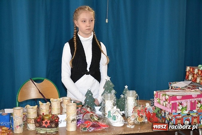 Zdjęcie w galerii na portalu naszraciborz.pl: Atmosfera świąt i kultury nie tylko politycznej wiadomości z regionu