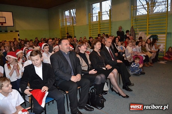 Zdjęcie w galerii na portalu naszraciborz.pl: Atmosfera świąt i kultury nie tylko politycznej wiadomości z regionu